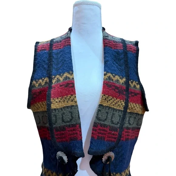 Vintage Woolrich Women’s Vest Aztec Blanket Fringe Concho Bolero Size Small - Picture 4 of 9